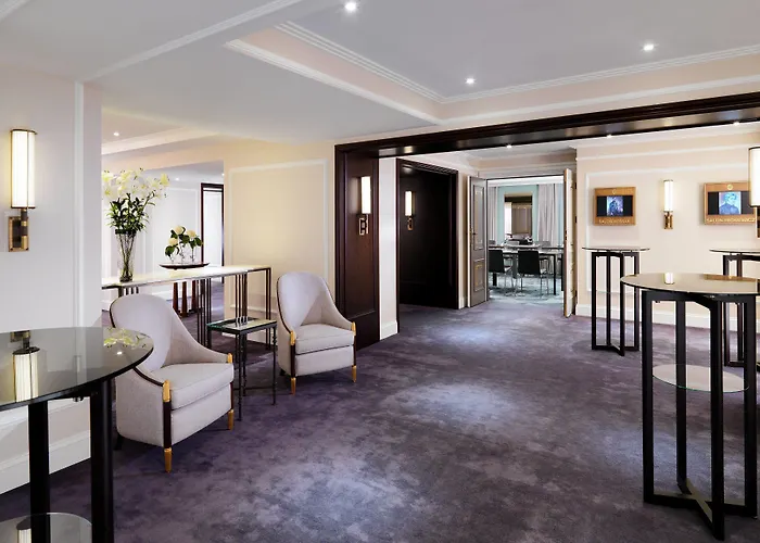מלון Bristol, A Luxury Collection Hotel,