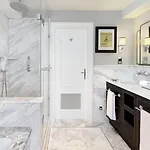 Отель Bristol, A Luxury Collection Hotel, 5*