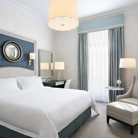 Bristol, A Luxury Collection Hotel, 호텔