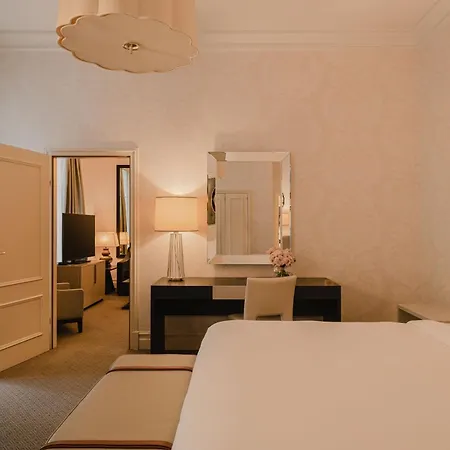 Bristol, A Luxury Collection Hotel, מלון ורשה