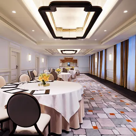 Bristol, A Luxury Collection Hotel, Ξενοδοχείο 5*