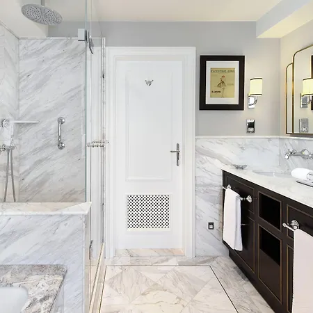 Готель Bristol, A Luxury Collection Hotel, 5*