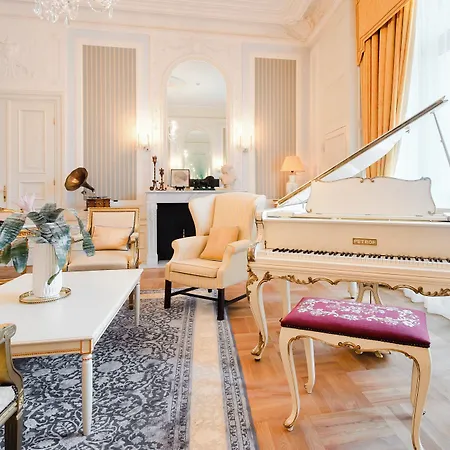 Bristol, A Luxury Collection Hotel, Варшава