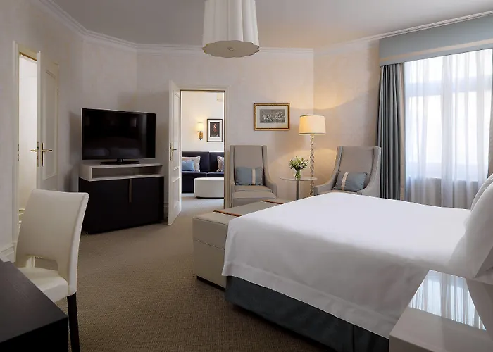 Bristol, A Luxury Collection Hotel, Hotel 5*