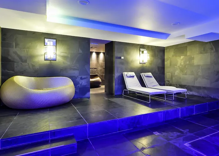 Szálloda Bristol, A Luxury Collection Hotel,