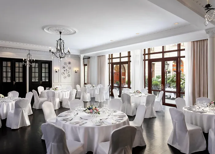 Hotel Bristol, A Luxury Collection Hotel, 5*