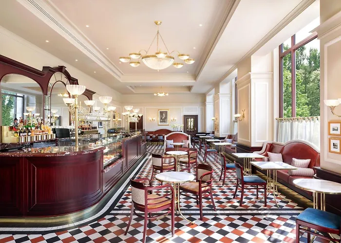 Bristol, A Luxury Collection Hotel, Hotel